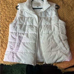 Elegant White Puffer Vest